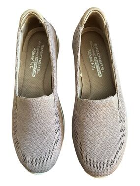 SKECHERS WOMENS REGGAE FEST DARK TAUPE COMFORT SHOE SIZE 8.5 RELAXED FIT